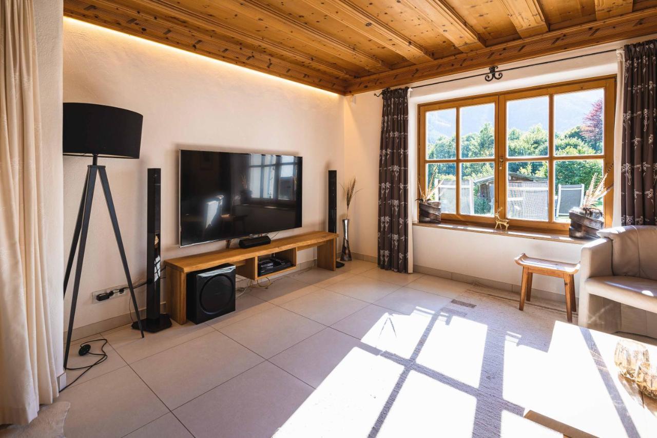 Chalet Crown Of The Alps By We Rent Zell am See Exteriör bild